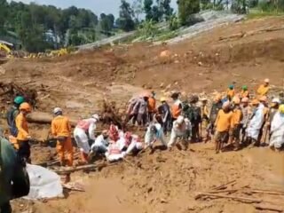 Ribuan Personel Gabungan diterjunkan Mencari Korban Longsor Gunung Burangrang