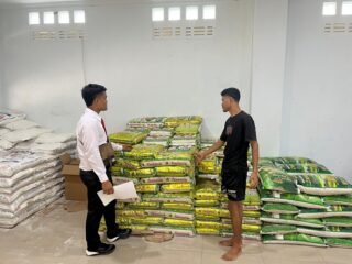 Satreskrim Polres Supiori Cek Stok dan Harga Minyak Goreng, Pasokan Masih Tercukupi