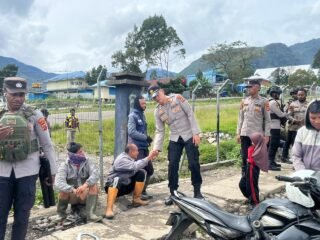 Sentuhan Humanis Polres Tolikara, Hadirkan Keamanan dan Kedekatan di Tengah Warga