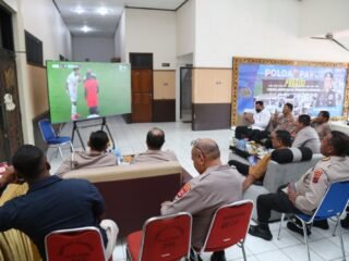 Kapolda Papua Pimpin Nonton Bareng Piala Dunia, Bangun Soliditas dan Kekompakan Personel