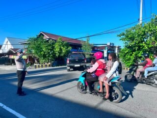 Polres Sarmi Maksimalkan Pelayanan Pagi, Satlantas Jaga Kelancaran dan Keselamatan Berlalu Lintas