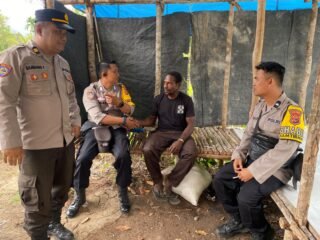 Cegah Kebakaran, Sat Binmas Polres Boven Digoel Sambangi Warga dan Sampaikan Imbauan