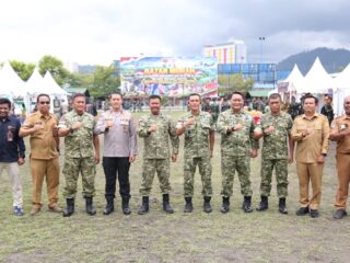 Wakapolda Papua Hadiri Bazar Murah HUT Ke-81 TNI, Pererat Kebersamaan TNI-Polri
